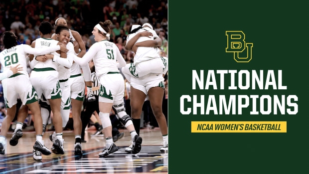 baylor-notre-dame-national-championship-kim-mulkey-chloe-jackson.jpg